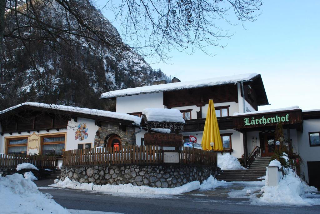 Pension Larchenhof Maurach  Exteriör bild