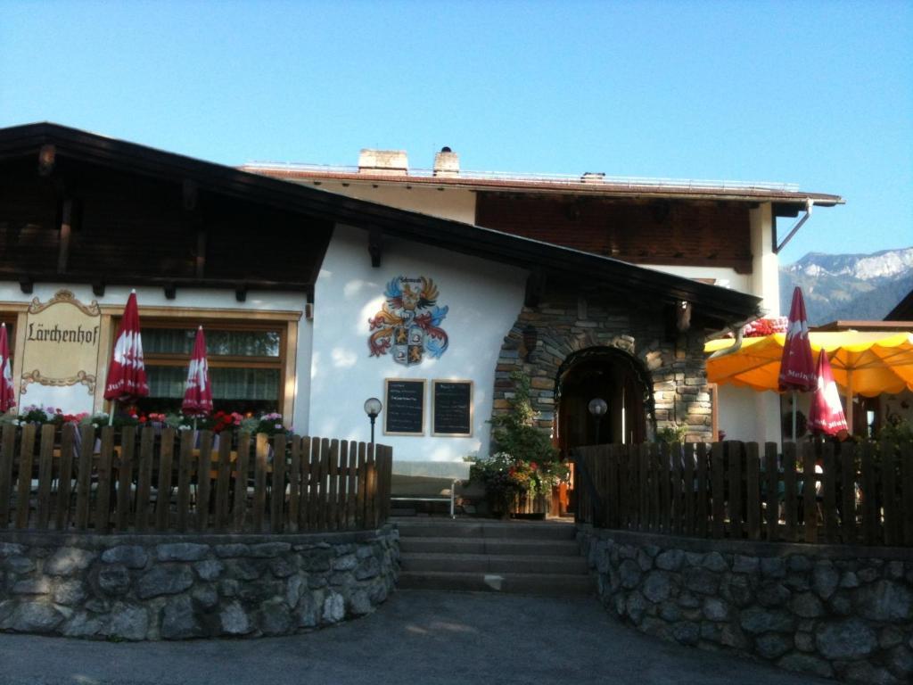 Pension Larchenhof Maurach  Exteriör bild